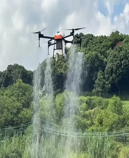 De buitentestvlucht van de ZAi-50 landbouwdrones was een volledig succes en opent een nieuw hoofdstuk in slimme landbouw!